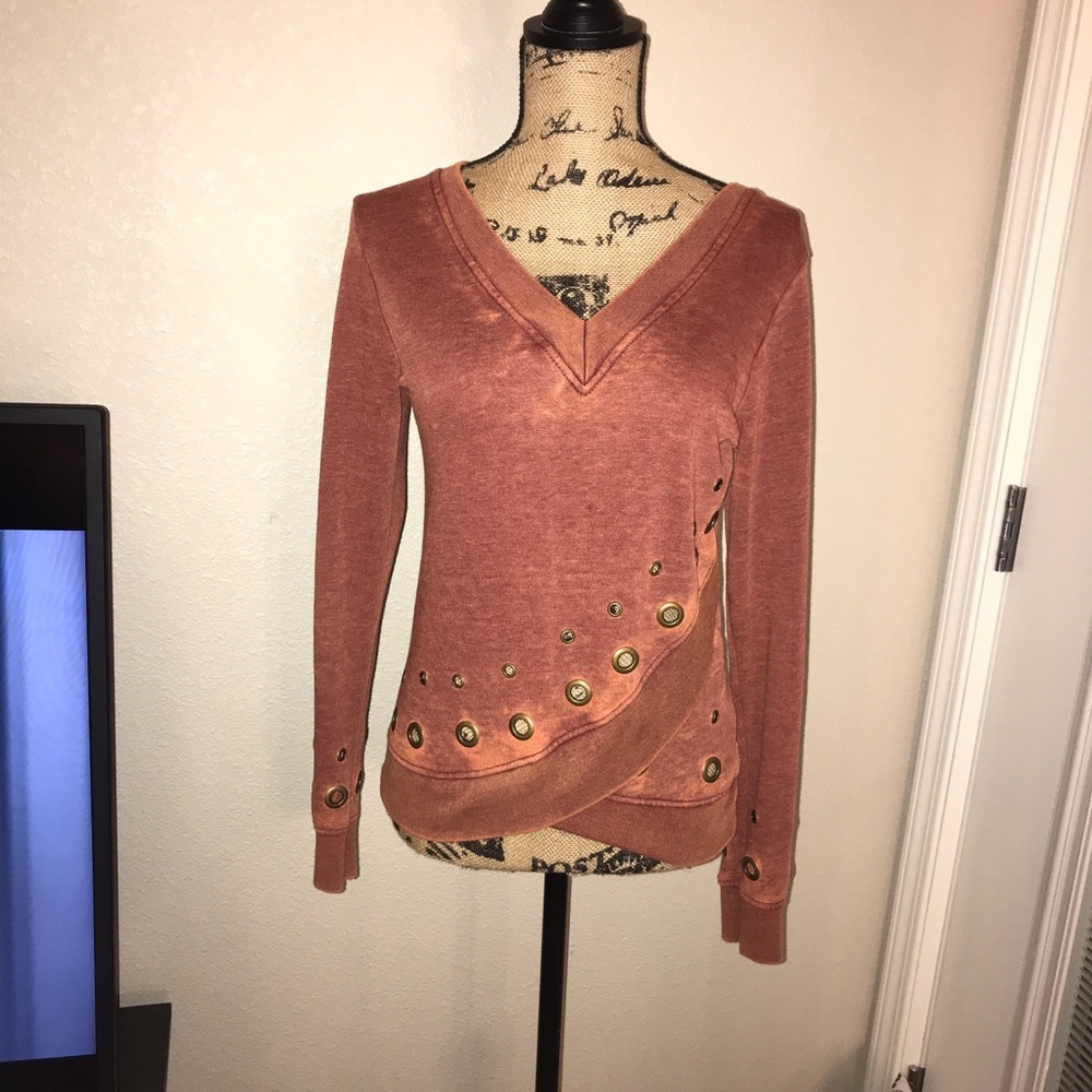 Day trip grommet top
